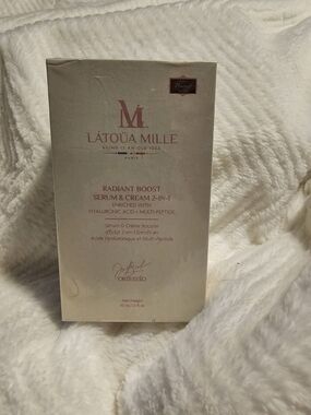 Latoua Mille

Radiant Boost Serum & Cream 2-in-1